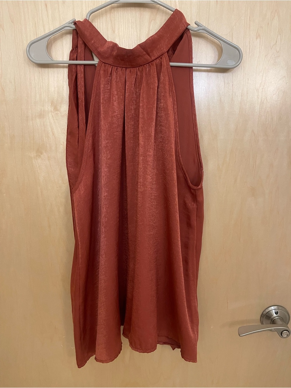 Millibon USA Satin High Neck Tank Top